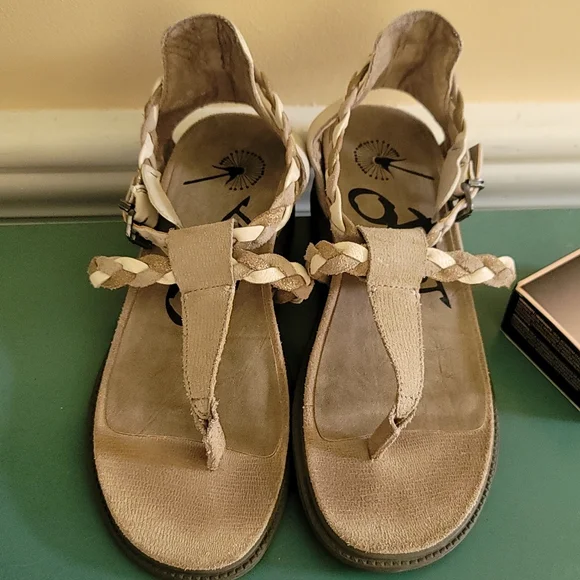 OTBT sandals women's size 8 - Picture 6 of 8